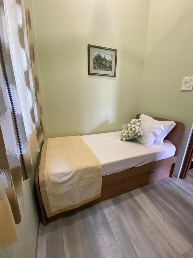 Nessies Nagaon Villa Alībāg Dış mekan fotoğraf