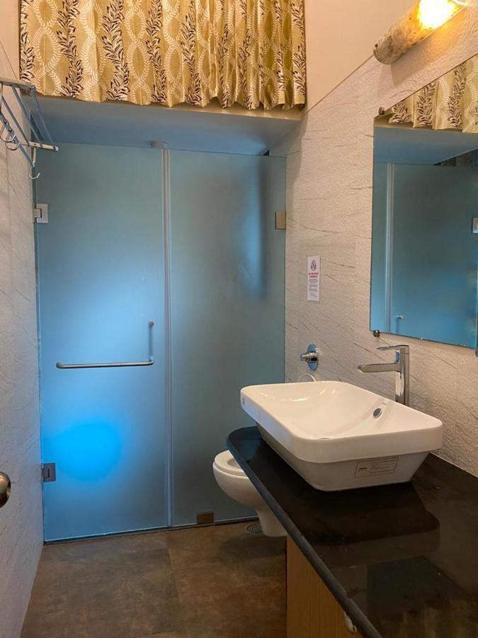 Nessies Nagaon Villa Alībāg Dış mekan fotoğraf